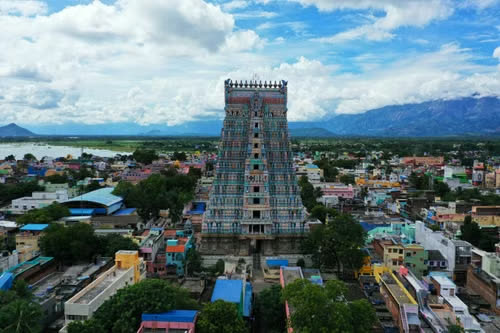 Madurai (Periyar) Branch — Near Periyar Bus Stand · Meenakshi Amman Temple (1 km)